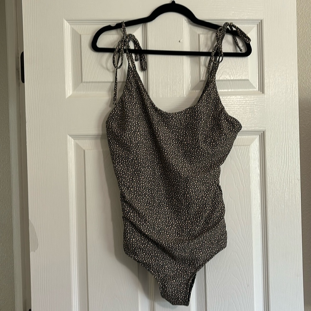 Albion the Natalie swimsuit size large
